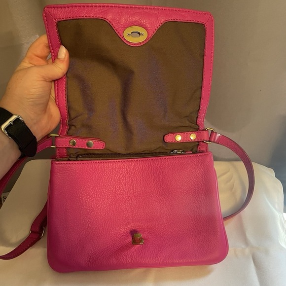J. CREW HANDBAG TILLARY PURSE NEON HOT PINK LEATHER CROSSBODY FLAP BAG  CLUTCH - Picture 5 of 16